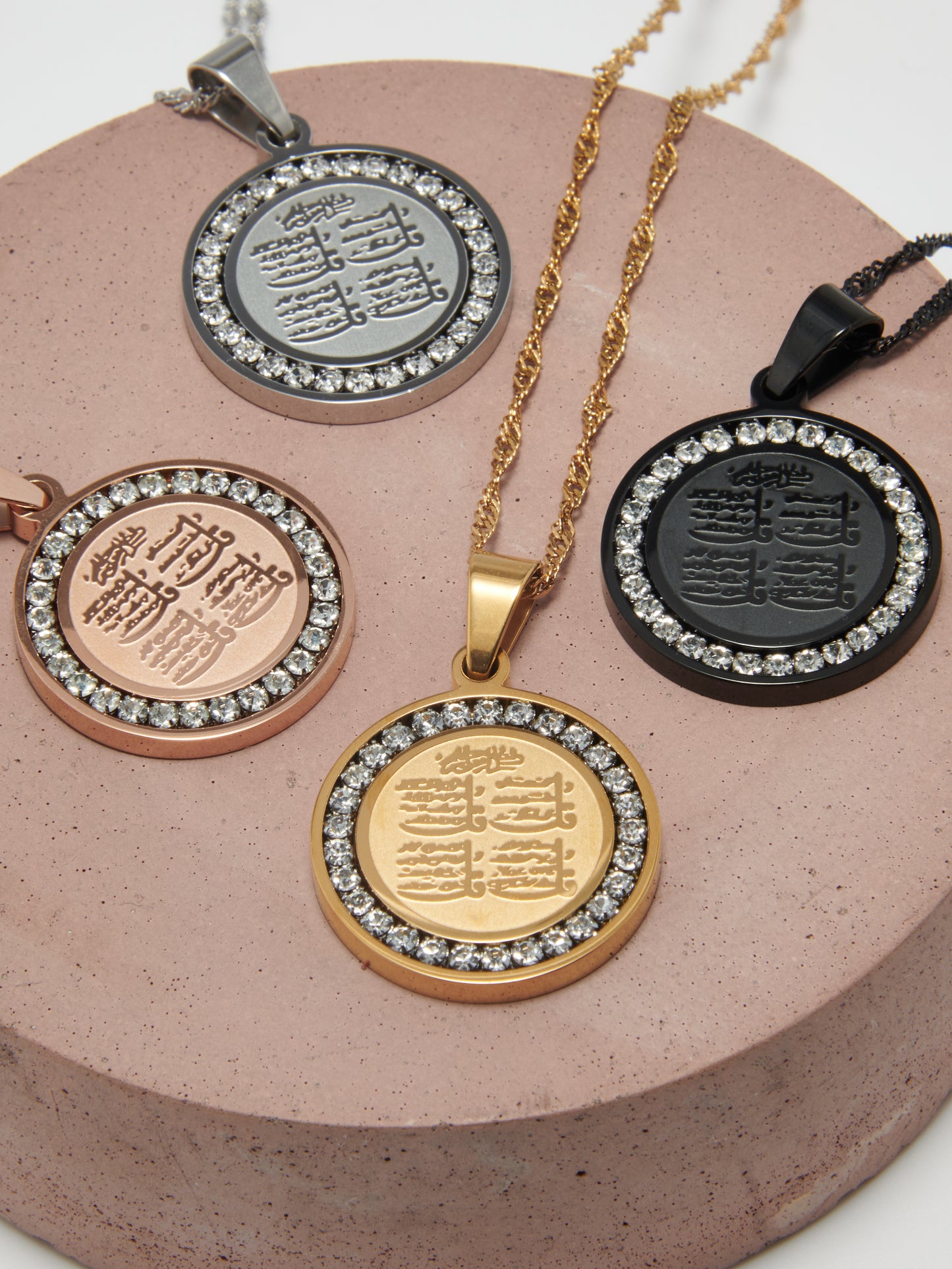 4 QUL NECKLACE